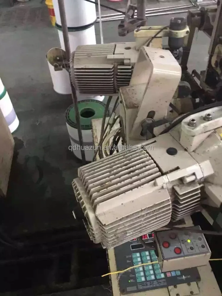 Japan Tsudakoma 405 second hand weaving machinery with Staubli dobby shedding 2 pumps 3 nozzle water jet looms