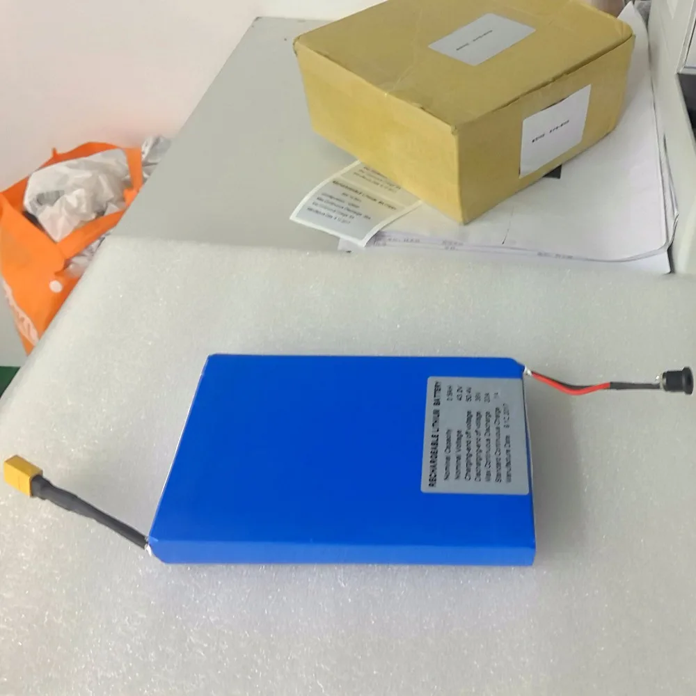 ultra thin li-ion 43.2v 2.5ah battery pack with BMS powerful skateboard 12S lipo battery