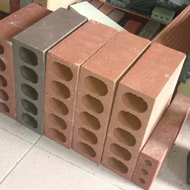 Круглые Строительные кирпичи из глины