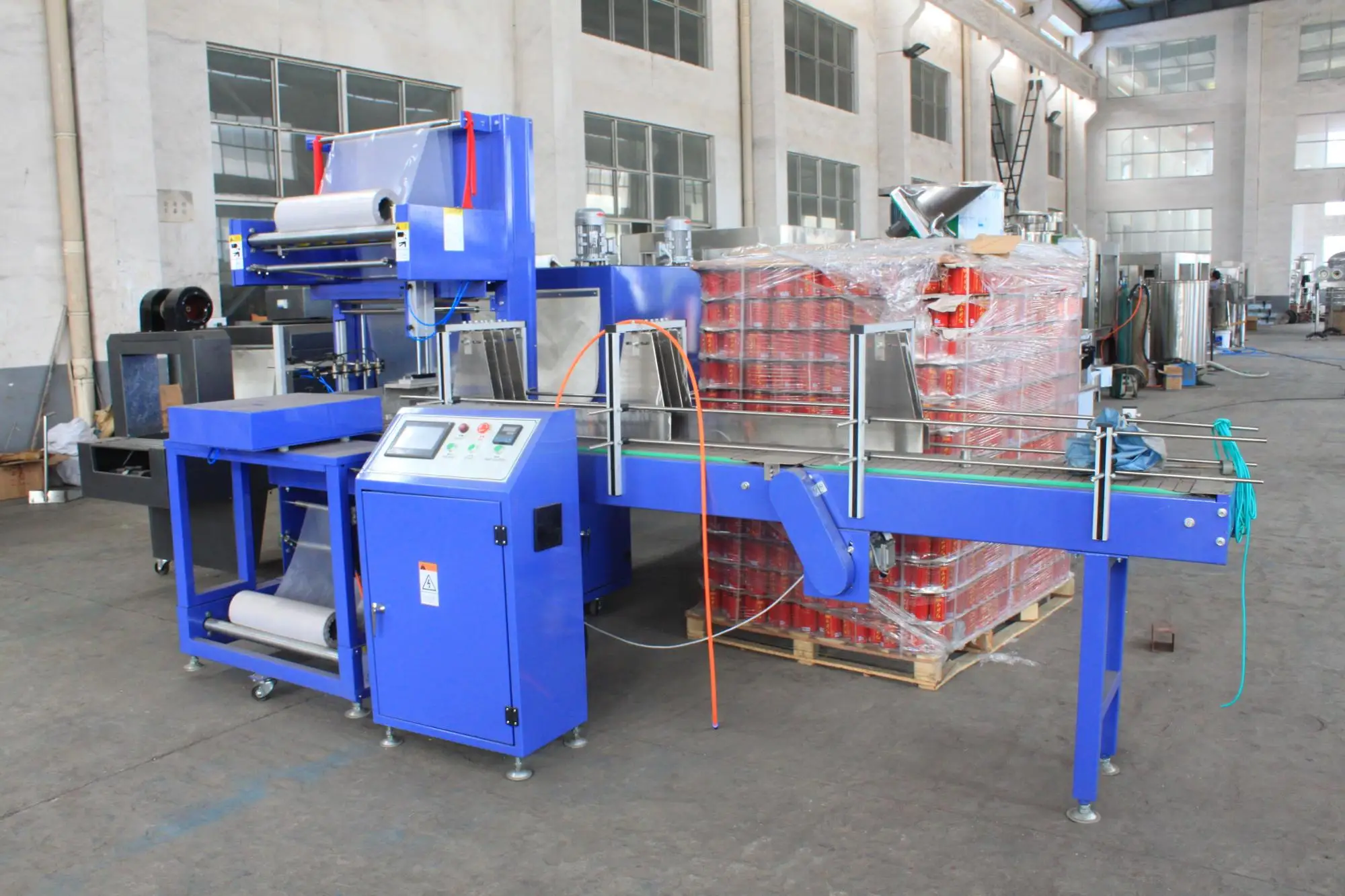 pe film wrapping machine