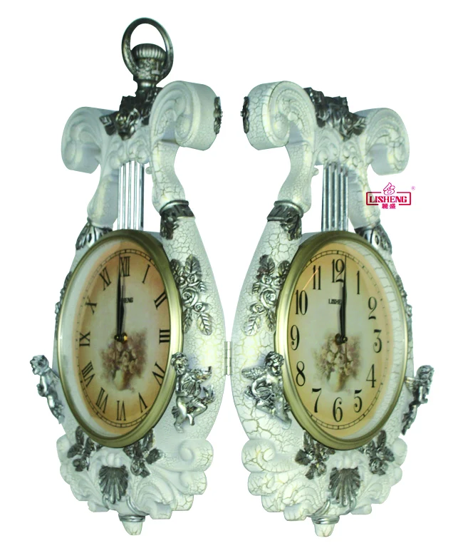 Two sided clock AB8102-11