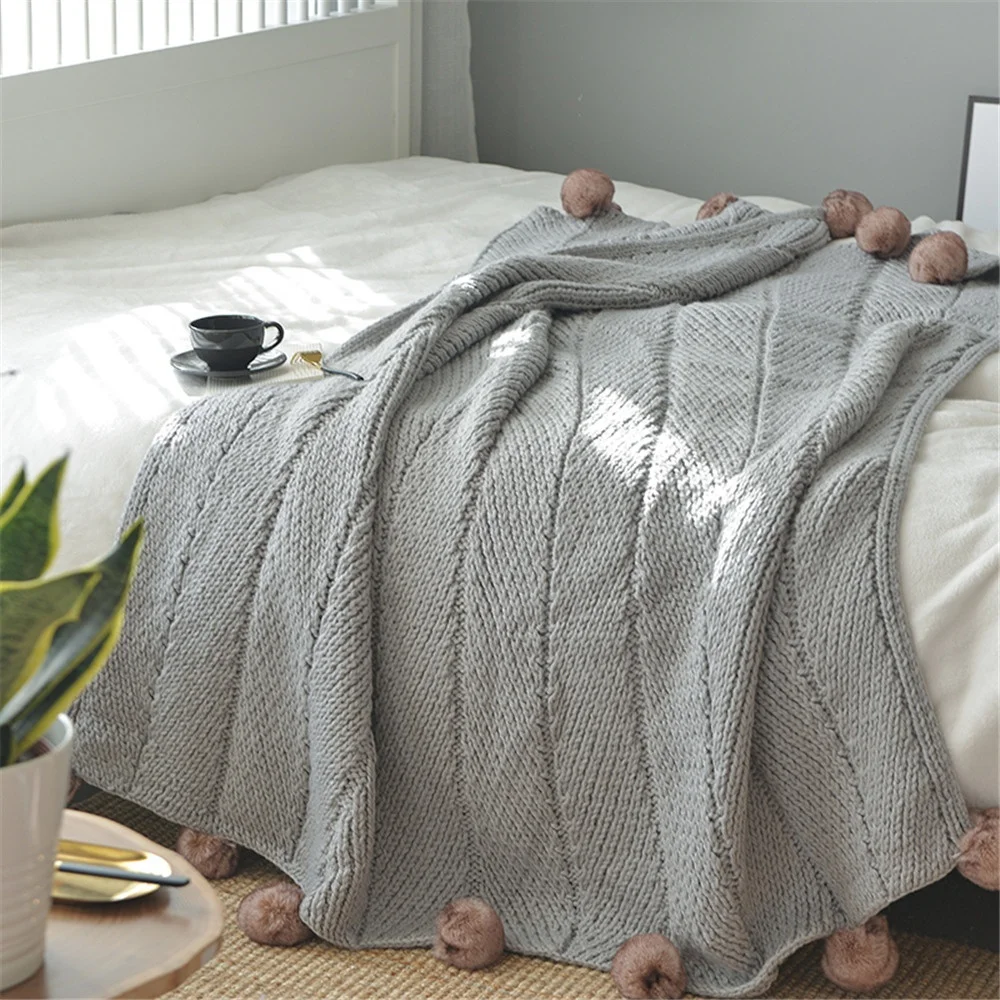 Super Soft 130X160cm iceland yarn knitting sofa Throw blanket with Pompom