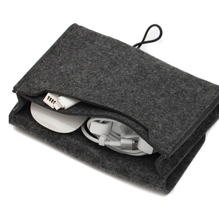 
Manufacturing hot selling felt essential oil pouch case cosmetic carrying bag for roller essential oil 