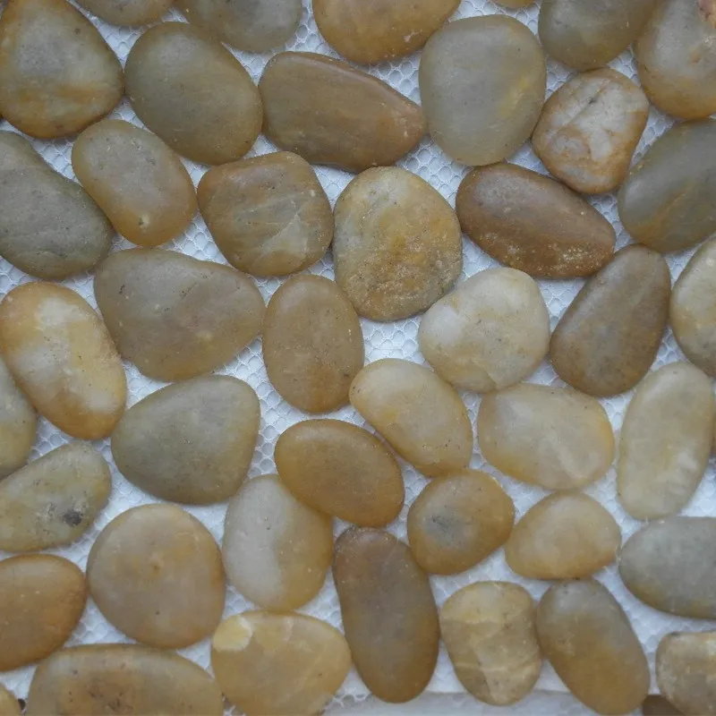 Good quality natural polished river black pebble stones mat for sale
