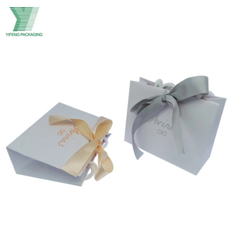 High quality in guangzhou with top grade packing custom small boutique gift bags jewellery gift pouch promotional paper gift bag