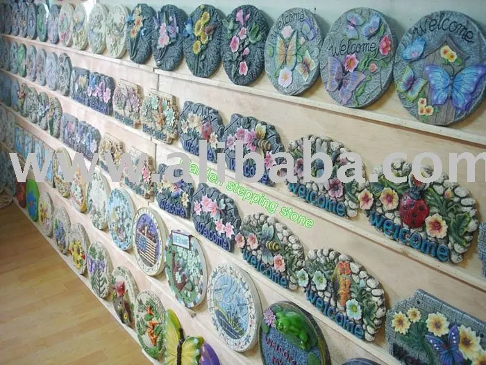 
Garden Ornamental (Stepping Stone) 