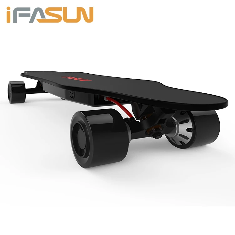 1600W Double Drive Hub Motors 42V Battery Box Electric Skateboard With Remote