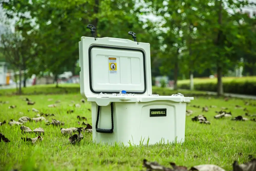 Professional Manufacturer Custom Rotomolded Plastic Portable Cooler Box