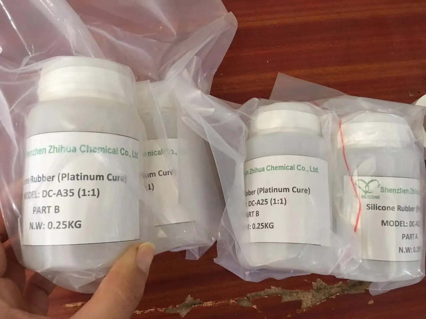 2020 hot sale  high quality liquid rtv silicone rubber mold making silicone rubber with factory price