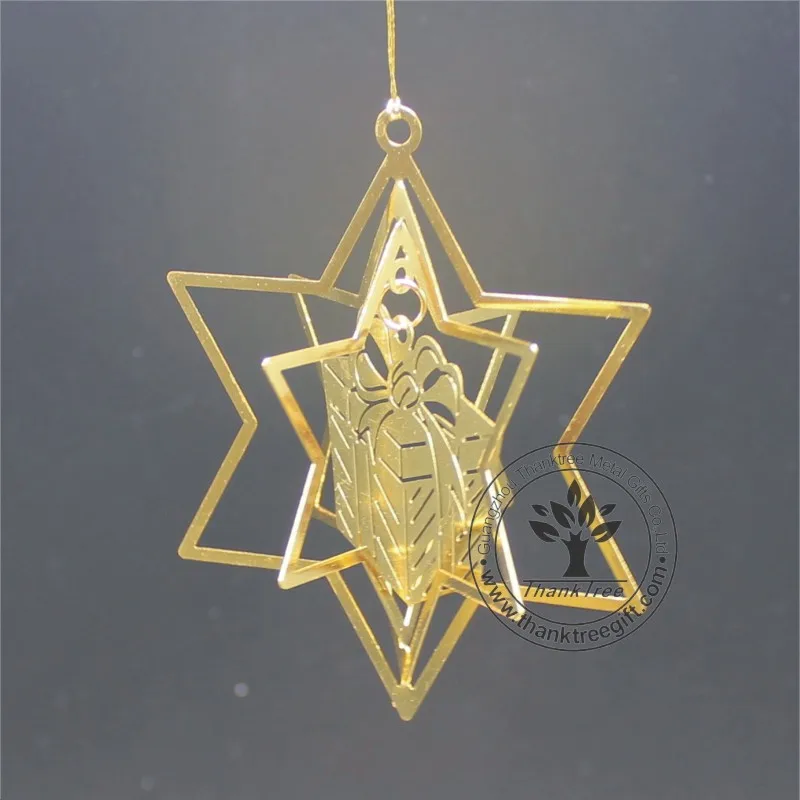 metal craft 3d metal Christmas ornament with a gift box hanging
