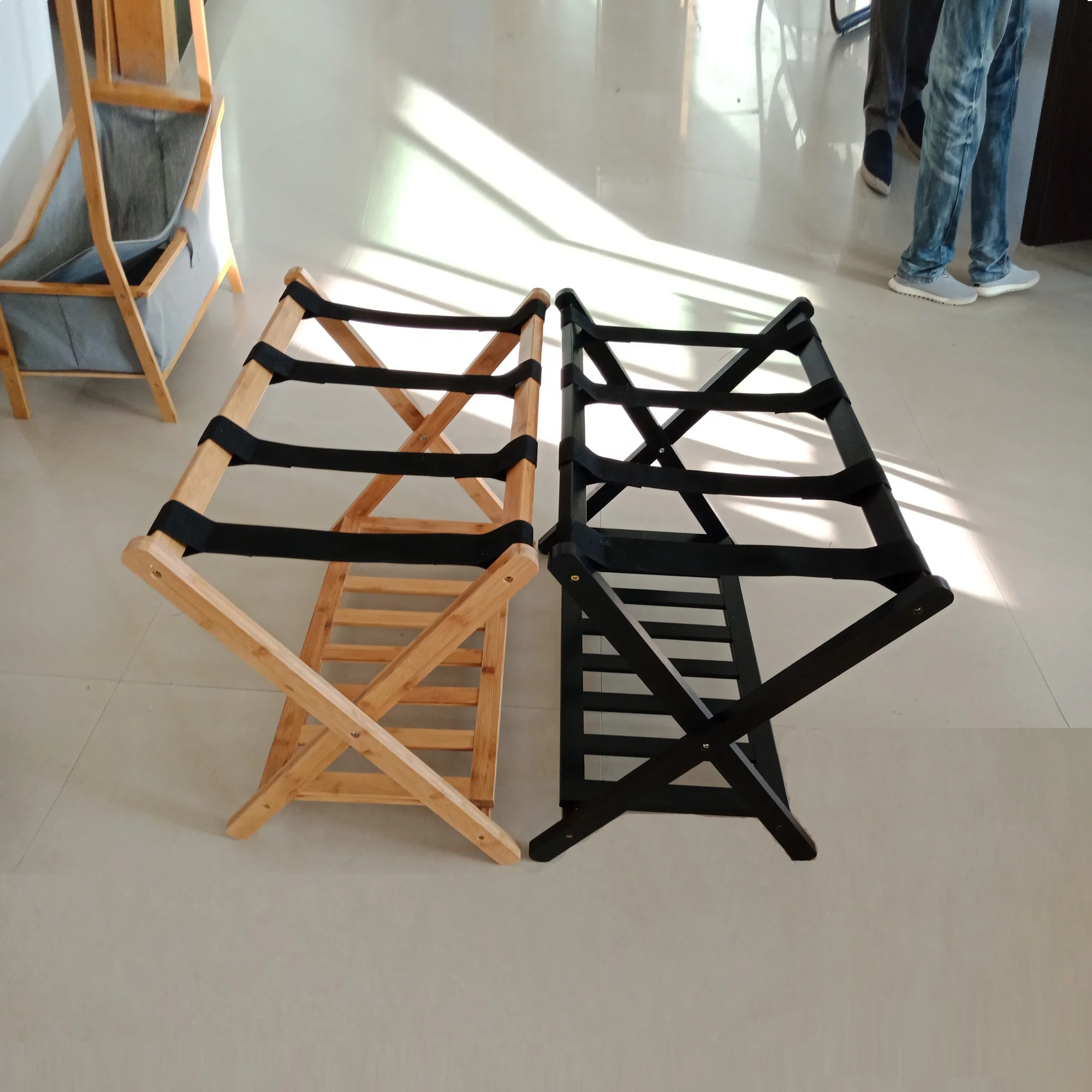 
Bamboo Luggage Rak Durable Suitcases Racks Foldable Baggage Holder 