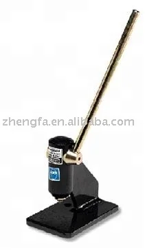 
Bench-model chain breaker 