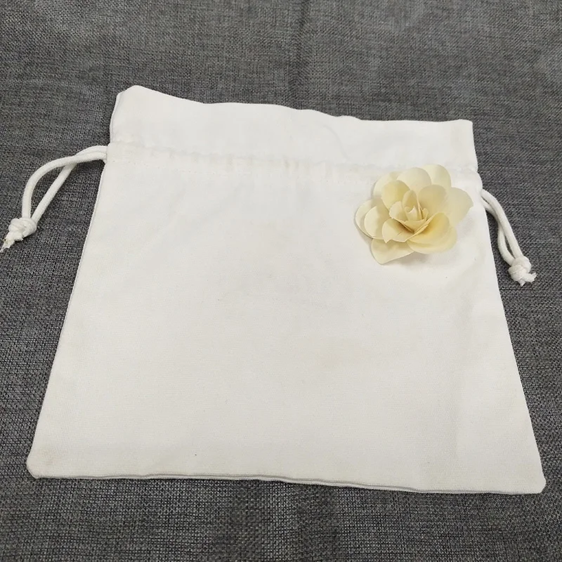 
Cotton Fabric Pouch For Cosmetic Travel Packaging 