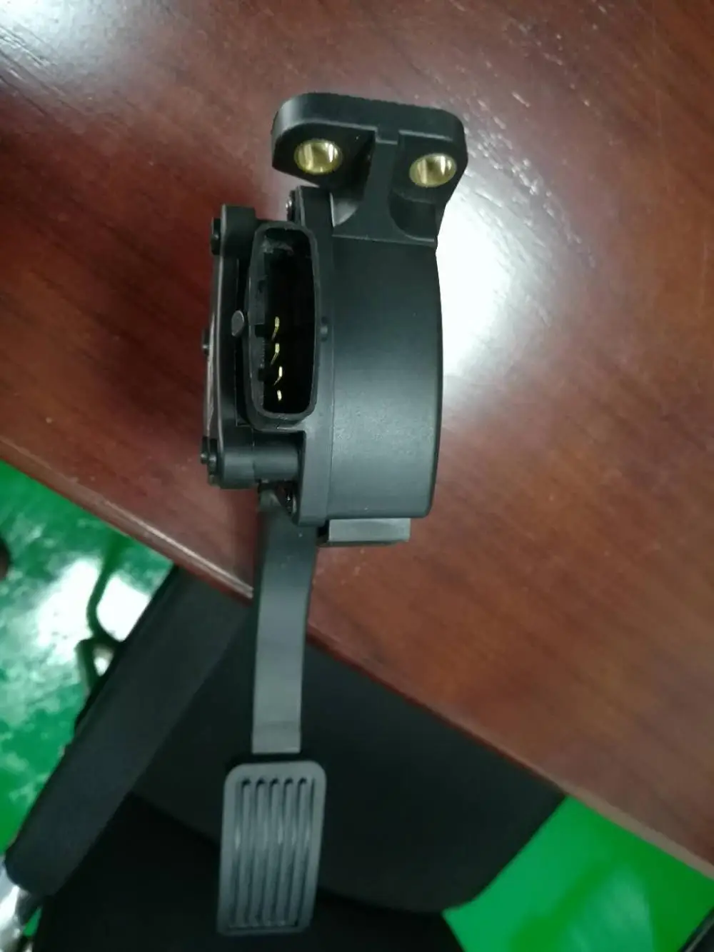 electric vehicle accelerator pedal