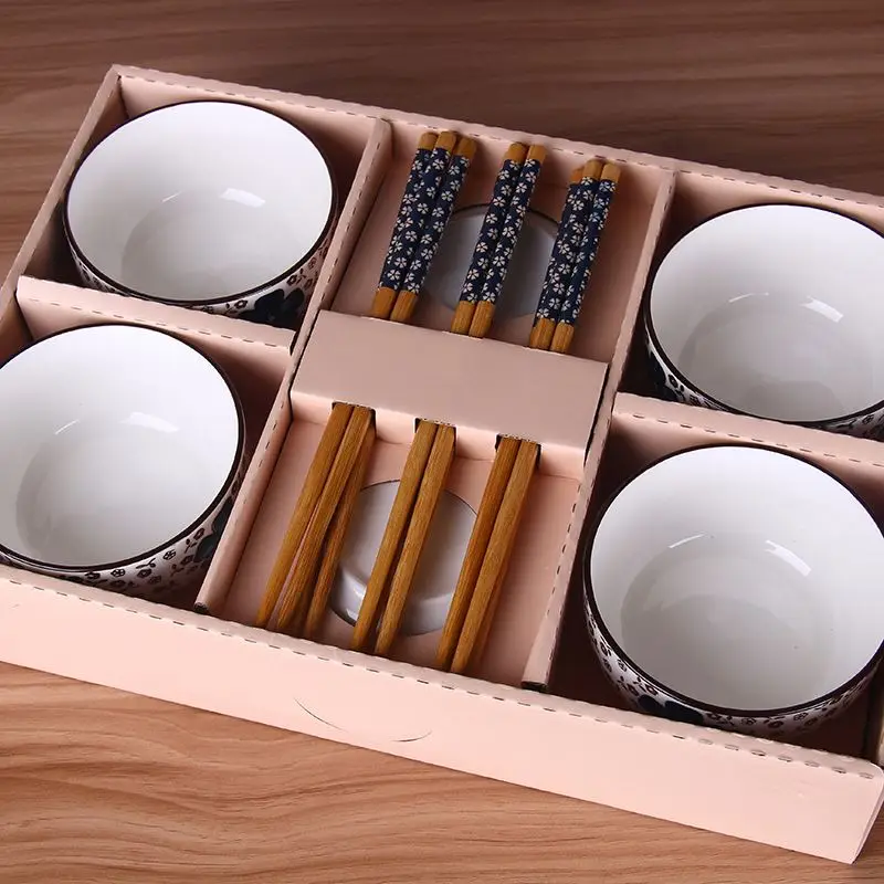 
Japanese Bowl Set includes 4 Bowls and 4 chopsticks in gift box. 