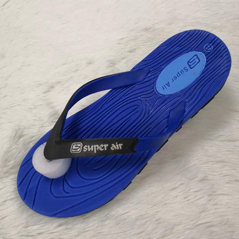 High Quality Mens Embossed Flip Flops Sport Slippers Beach Blank PVC EVA Flip Flop Slippers For Men Custom Logo