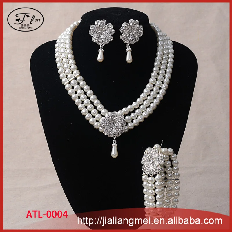 White Pearl jewelry Necklace Earrings Bracelet Bride Jewelry Set
