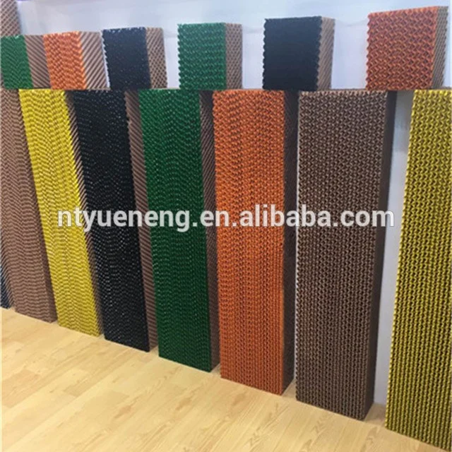 Wet curtain evaporative cooling pad for poultry farm