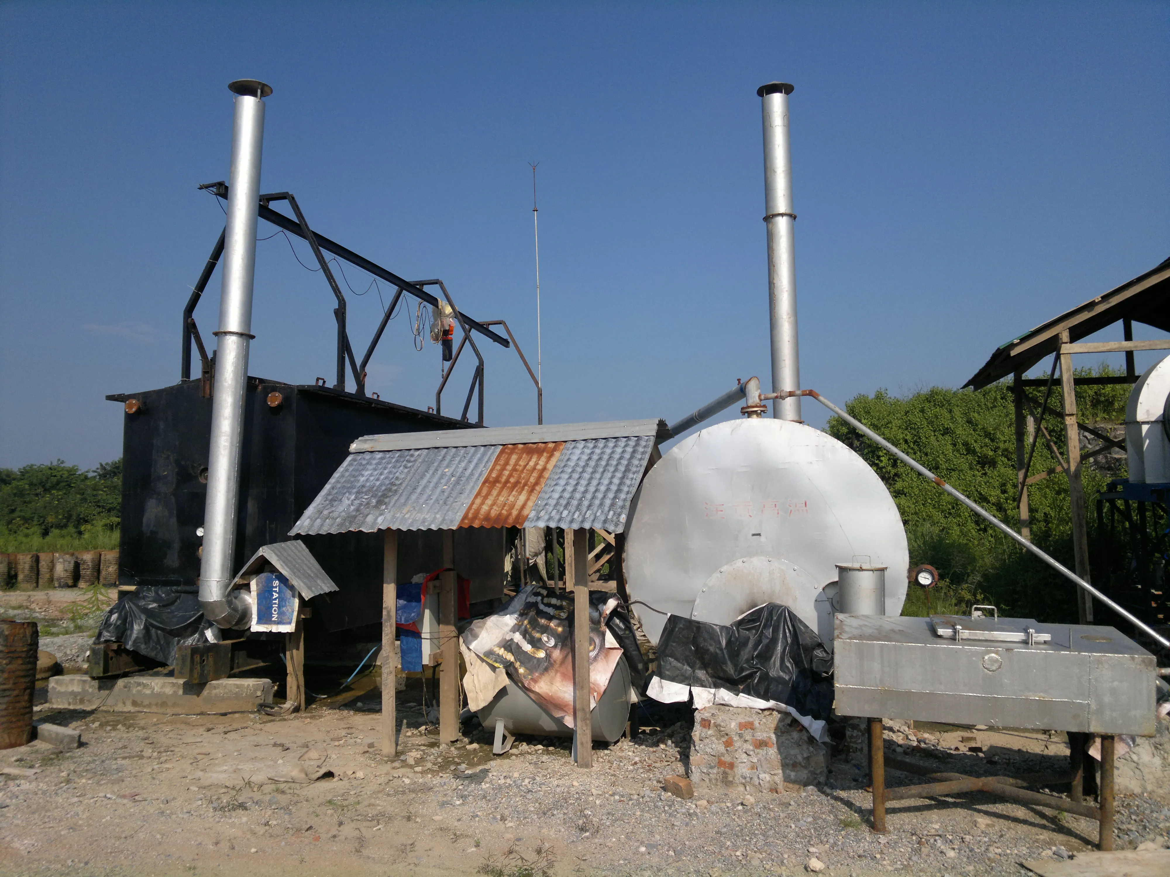 
China top selling roady 40t/h asphalt mixing plant on sale 