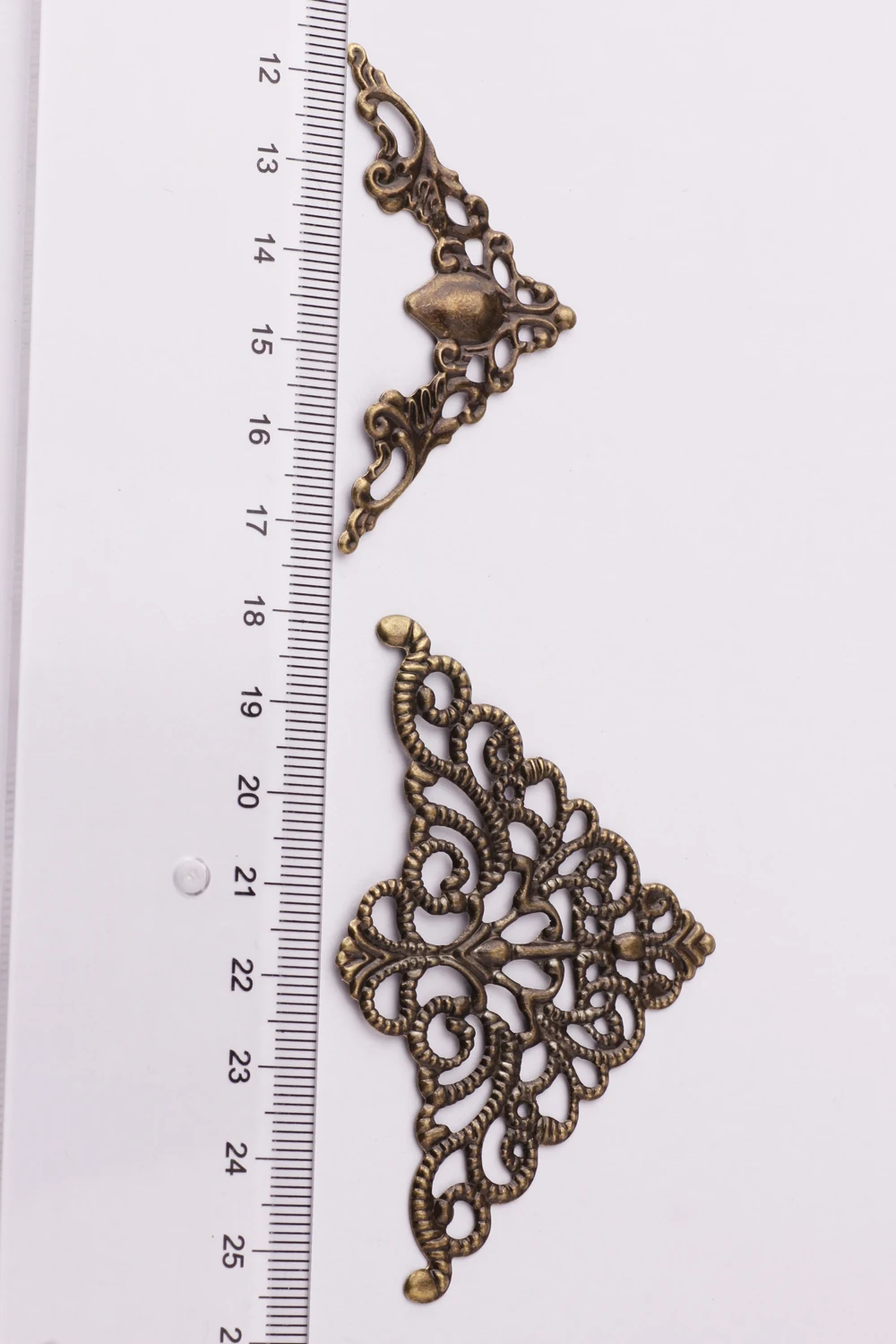 Винтажные филигранные треугольные соединители, металлические филигранные для украшения, античная бронза, филигранные ювелирные изделия, железная латунь