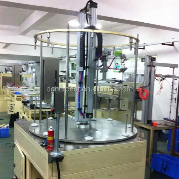 2020 Good price automatic interior spray painting machine Japanese parts for bottle