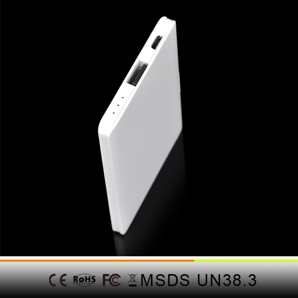 2 015 Новый банк расчетная мощность размер зарядное устройство 2500mAh кредитной карты для iPhone