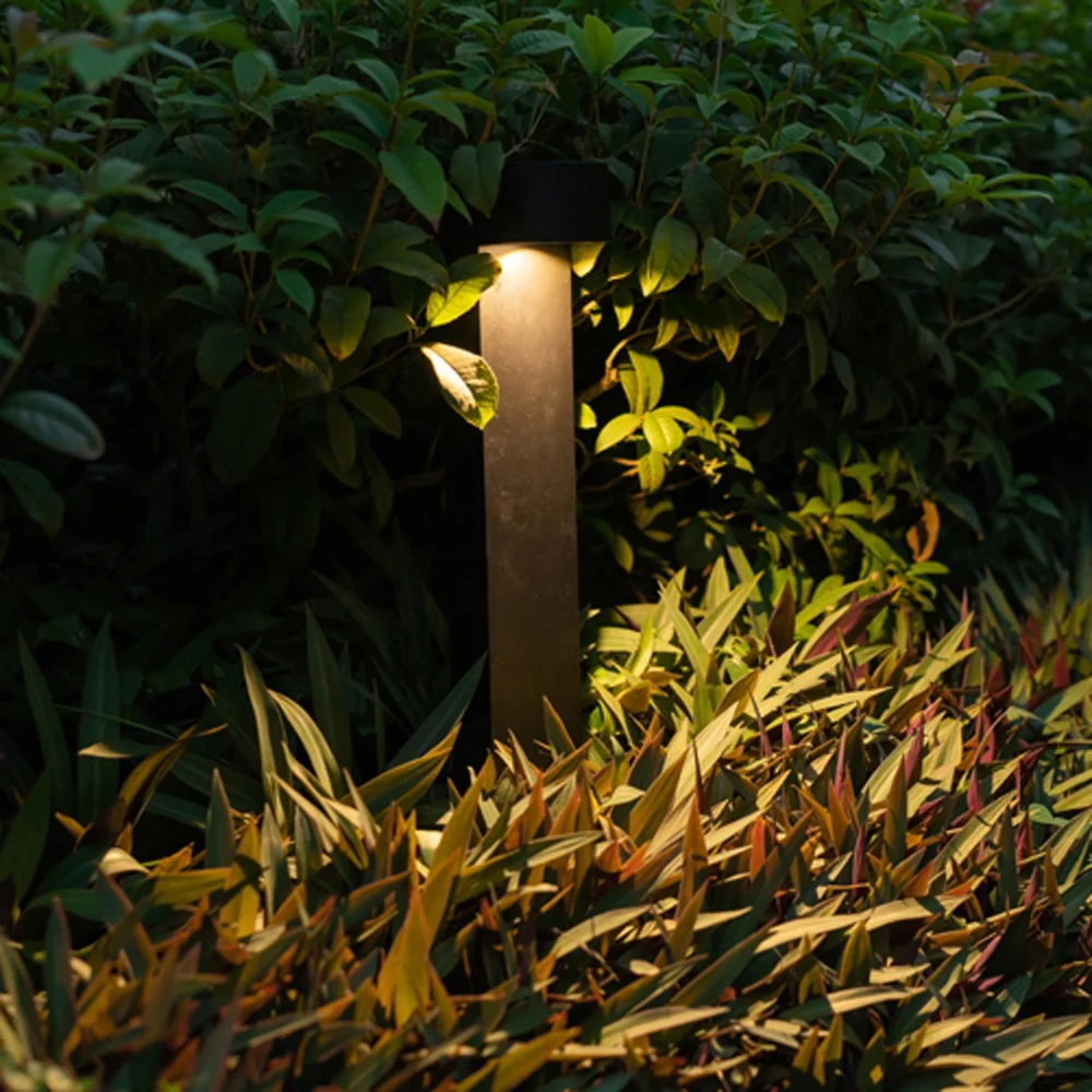 China Factory Original Design Patent Waterproof IP65 LED Lawn Lamp and LED Bollard Light