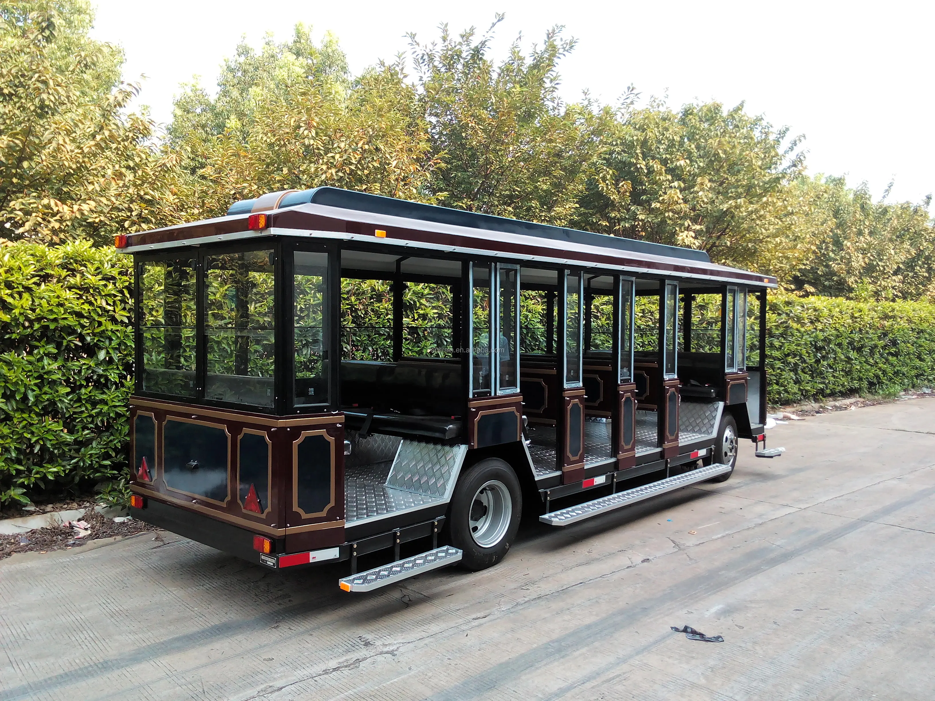 
32 seats passenger trailer coach trolley 