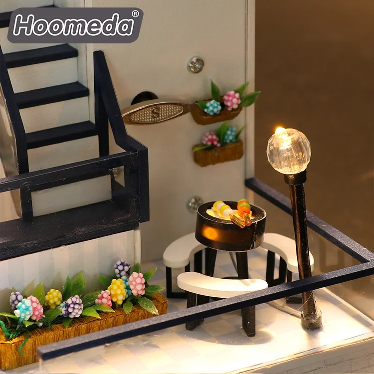 Hoomeda craft wooden doll house diy miniature Dollhouse with led light