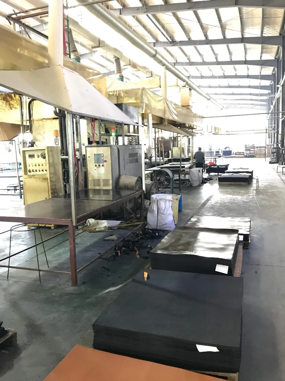 China factory high quality flexible light weight rubber sole sheet