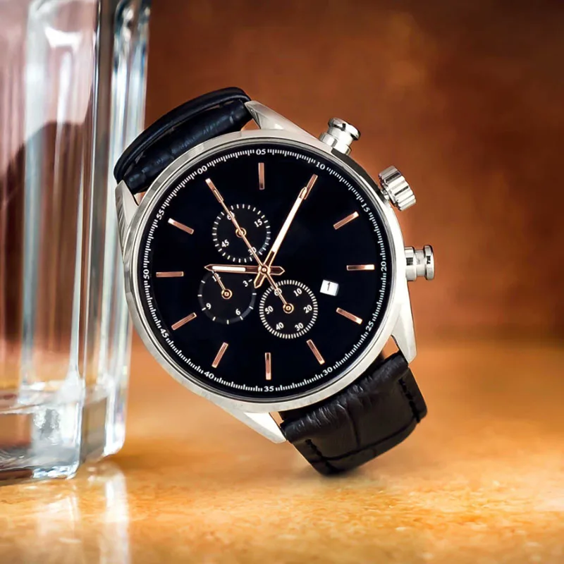 Made in China 3ATM Water Resistant Leather Men Watch for Gift