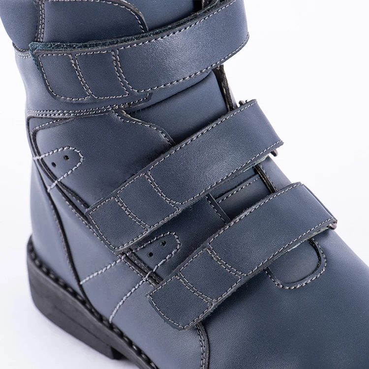 Новая модная стильная ортопедическая обувь для детей на осень и зиму