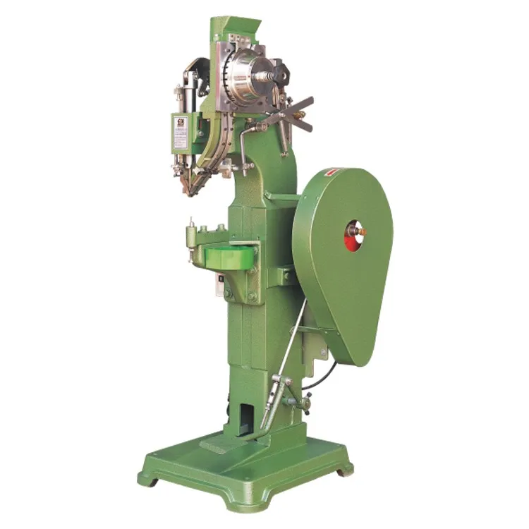 Широко используемая автоматическая машина для заклепок кожаных ремней