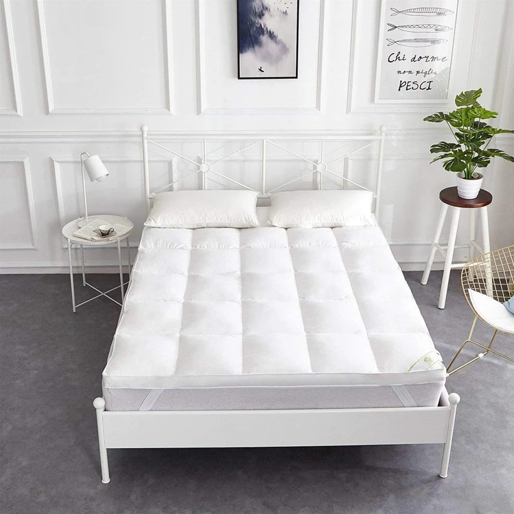 High Quality White Hotel Down Mattress Topper King Size for Hotel Bed