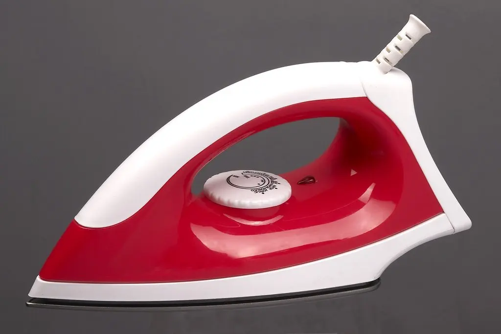 Factory Sale Various Widely Used Household Electric Dry Iron for Clothes