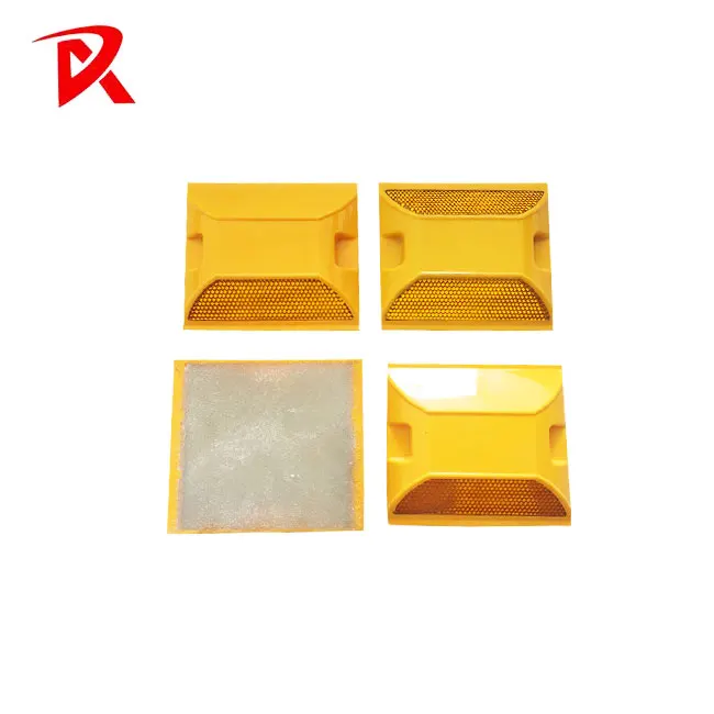 Hotsale high reflective cat eye reflector/plastic road studs/ raised pavement makers