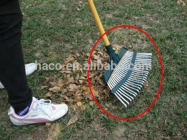 
25 Tine Steel Grass Garden Leaf Rake 