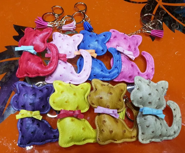 Handmade Leather Keychain Car Animal Key Chain Women Bag Charm Pendant Bag Accessories