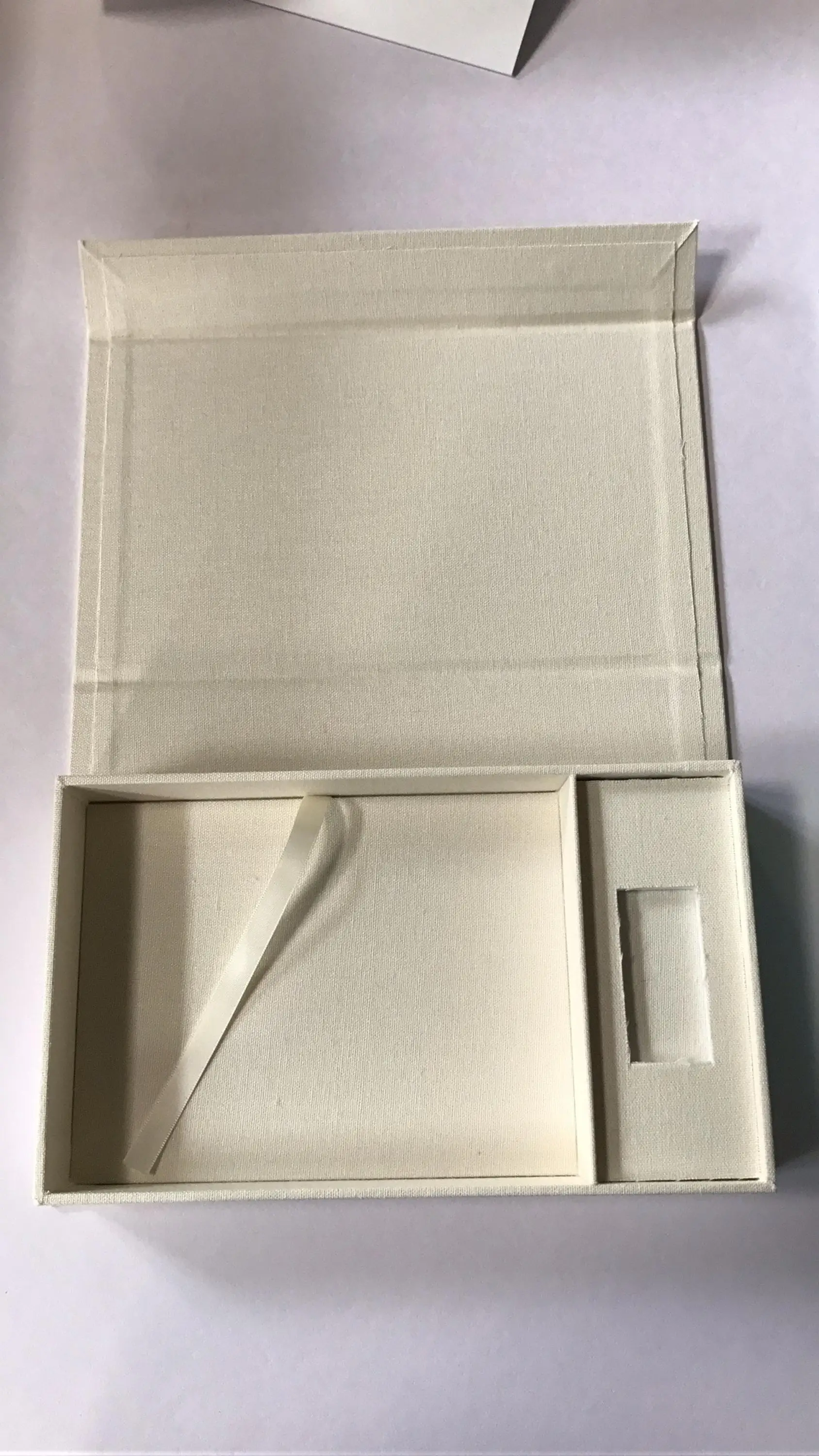 Image Folio Boxes 20 matted mounts handmade clam shell style presentation box with ribbon Portfolios