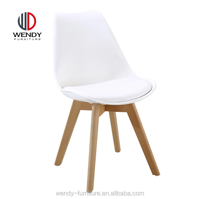Новый дизайн во Франции, Польше, оптовая продажа, дешевый мягкий пластиковый стул с подушкой и деревянными ножками