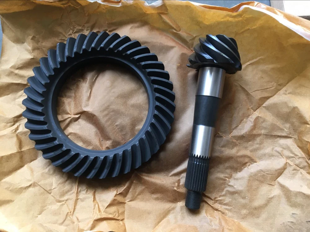 
Caravan Urvan NV350 E26 8:39 crown wheel pinon 38100-VW770 38100-F5780 8*39 8X39 