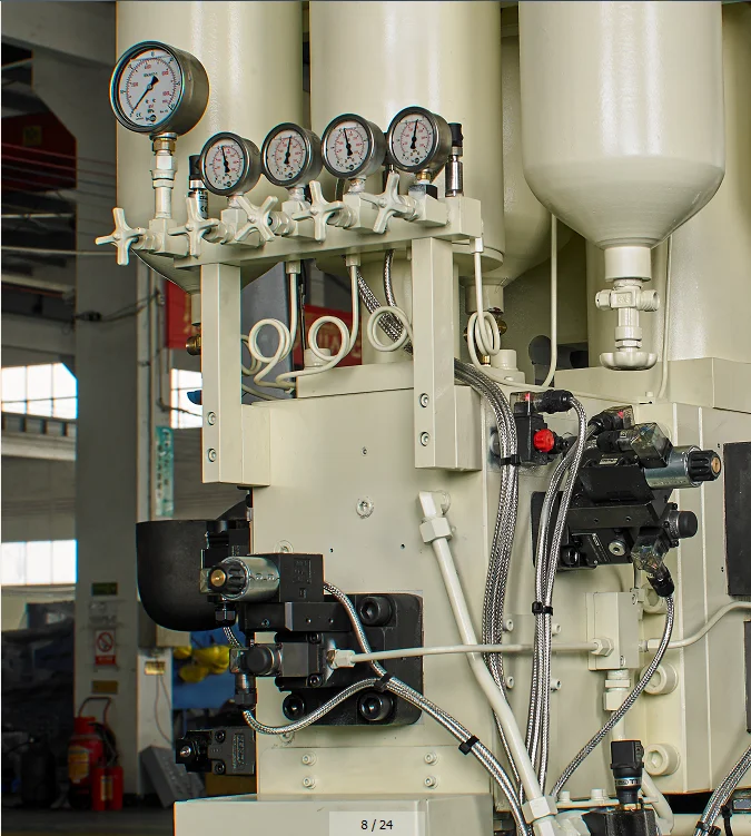 800T cold chamber aluminum die casting for making radiator