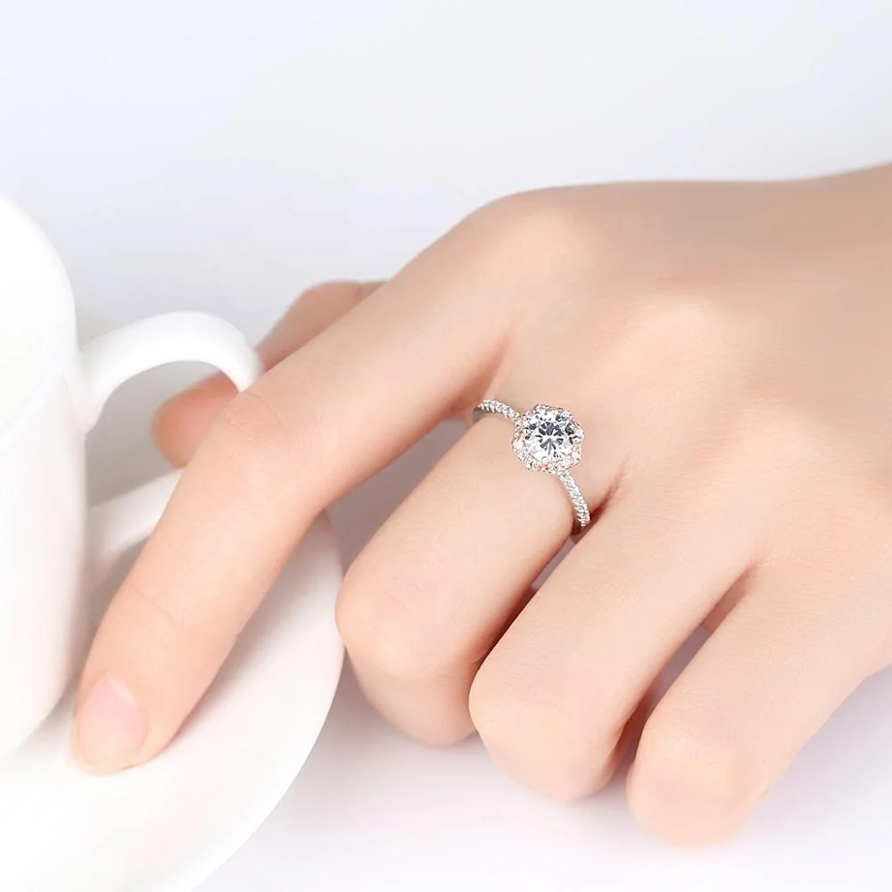CZCITY Pink Light Stone White Cubic Zirconia Zircon Crystal Colored Cz Beauty Fashion Woman Color Ring