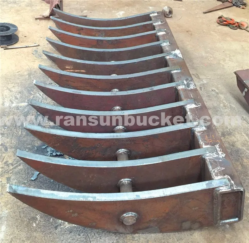 
Root rake for mini excavator 