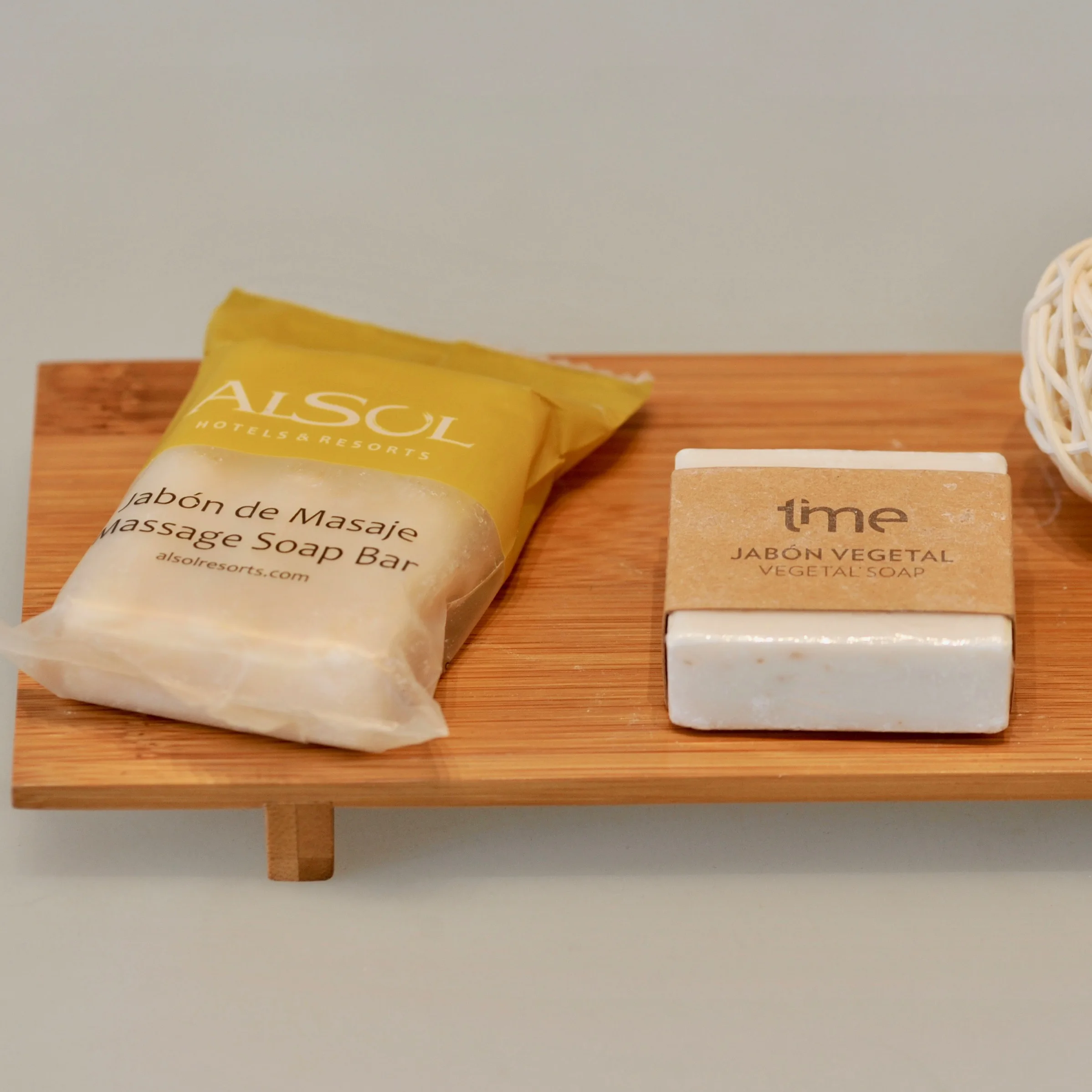 
ISO standard vegan soap in sachet for hotel and bathroom 