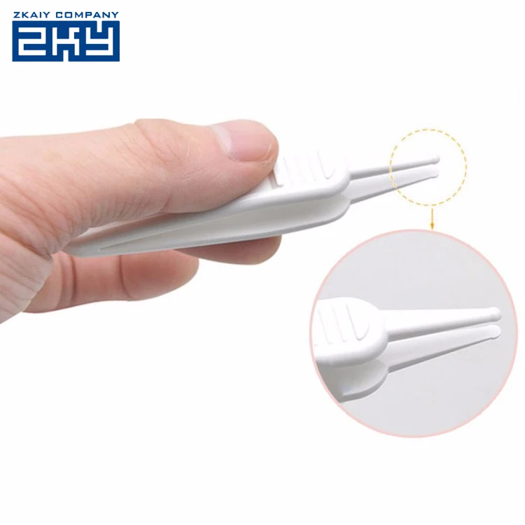 Kid ABS Convenient Nose Forceps Earwax Remover Baby Mini Plastic Tweezers for Booger Clean