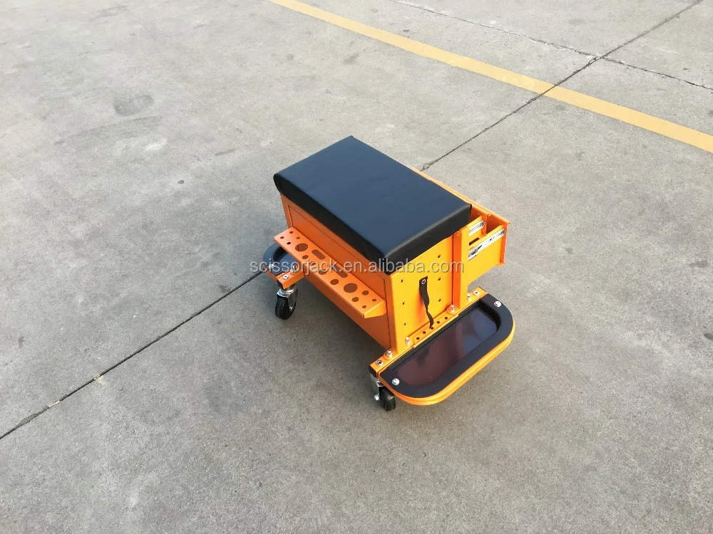 Roller Cabinet with Drawers