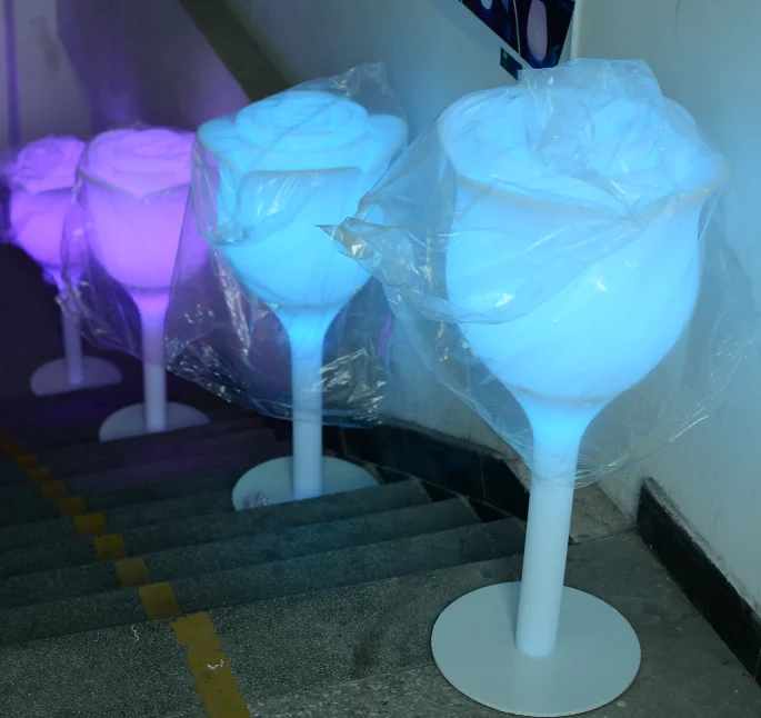 RGB color plastic battery powered led rose bar table