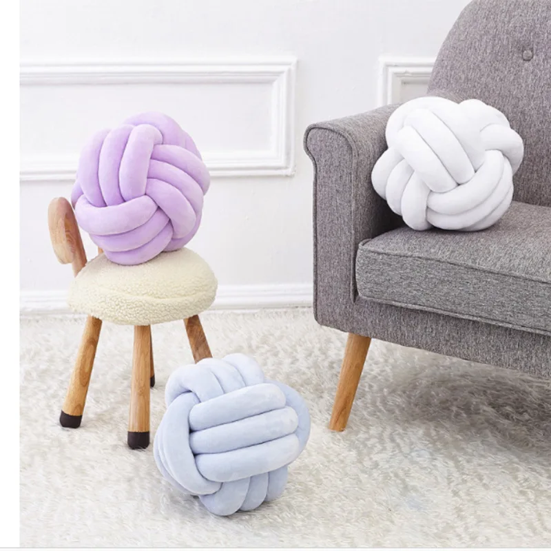 Hot sales 3 tube knot ball soft plush creative designs cushions ball pillow
