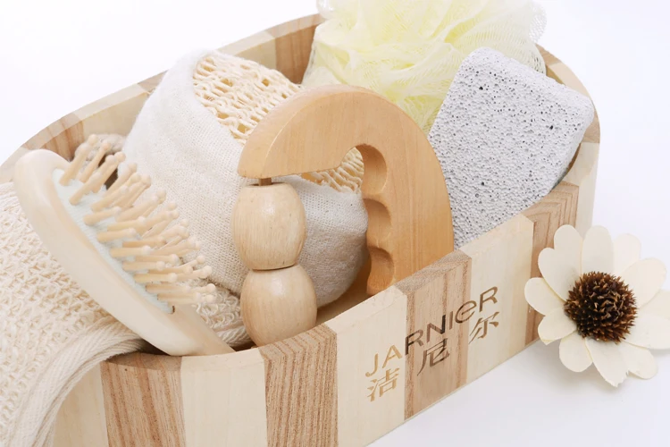 Подарочные изделия для ванной из натурального дерева